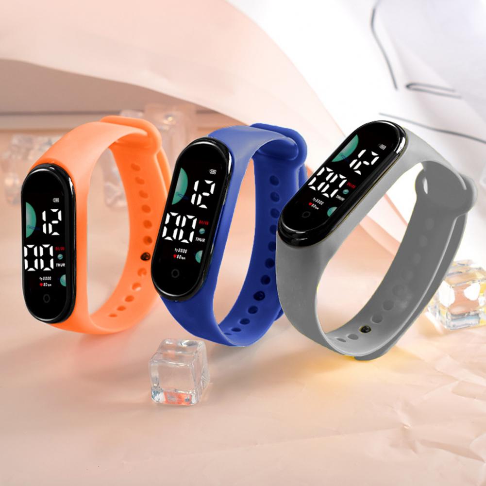 Kinderen kijken verjaardagscad - Smart Watch Kids recensie en prijs